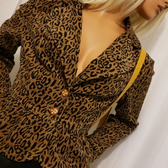 SOLD IN LOT ONLY - Picture 3 of 7